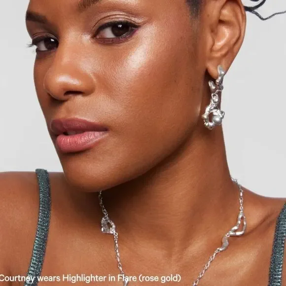 🌷$15 Milk Makeup Flare (Rose Gold) Highlighter New FullSz - Picture 6 of 8